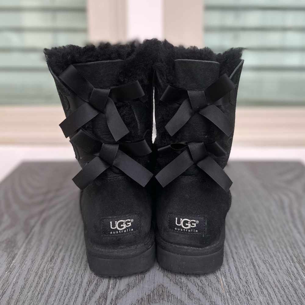 UGG Bailey Bow II